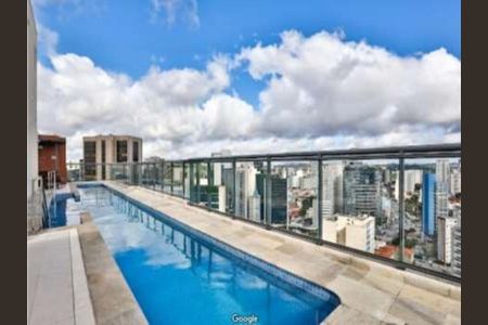 Apartamento à venda com 32m², 1 quarto e 1 vaga