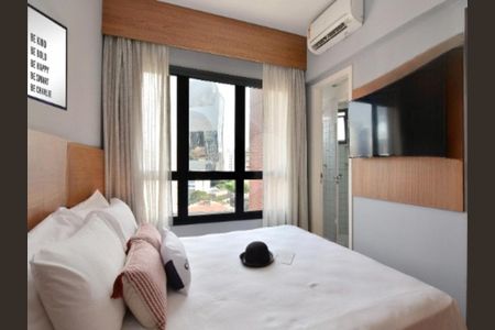 Apartamento à venda com 32m², 1 quarto e 1 vaga