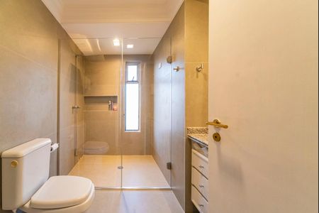 Apartamento à venda com 199m², 4 quartos e 2 vagas Apartamento à venda com 199m², 4 quartos e 2 vagasBanheiro Social