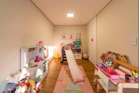 Apartamento à venda com 199m², 4 quartos e 2 vagas Apartamento à venda com 199m², 4 quartos e 2 vagasSala 2