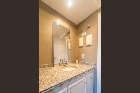 Apartamento à venda com 199m², 4 quartos e 2 vagas Apartamento à venda com 199m², 4 quartos e 2 vagasBanheiro Social