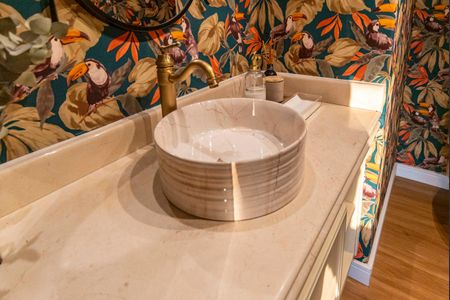 Apartamento à venda com 199m², 4 quartos e 2 vagas Apartamento à venda com 199m², 4 quartos e 2 vagasLavabo