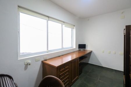 Casa à venda com 253m², 3 quartos e 5 vagas Casa à venda com 253m², 3 quartos e 5 vagasQuarto de Serviço