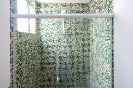 Casa à venda com 253m², 3 quartos e 5 vagas Casa à venda com 253m², 3 quartos e 5 vagasBanheiro da Área Gourmet