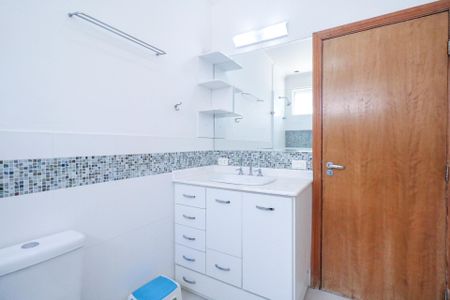 Casa à venda com 253m², 3 quartos e 5 vagas Casa à venda com 253m², 3 quartos e 5 vagasBanheiro Quarto 1 e 2