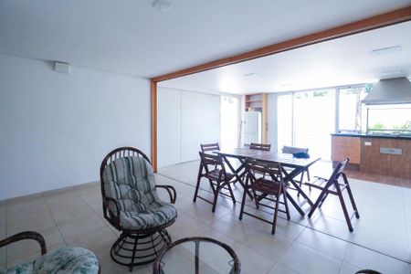 Casa à venda com 253m², 3 quartos e 5 vagas Casa à venda com 253m², 3 quartos e 5 vagasÁrea Gourmet