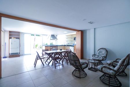 Casa à venda com 253m², 3 quartos e 5 vagas Casa à venda com 253m², 3 quartos e 5 vagasÁrea Gourmet