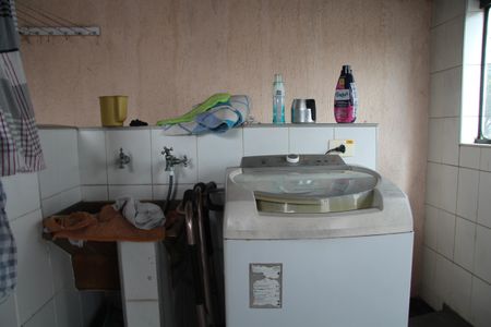 Casa à venda com 164m², 3 quartos e 3 vagasÁrea de Serviço