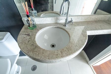 Apartamento à venda com 155m², 3 quartos e 3 vagas Apartamento à venda com 155m², 3 quartos e 3 vagasLavabo