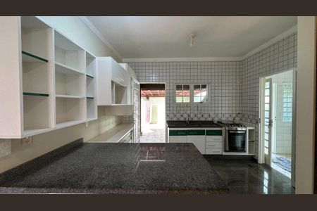 Casa de condomínio à venda com 107m², 3 quartos e 4 vagas Casa de condomínio à venda com 107m², 3 quartos e 4 vagasFoto 08