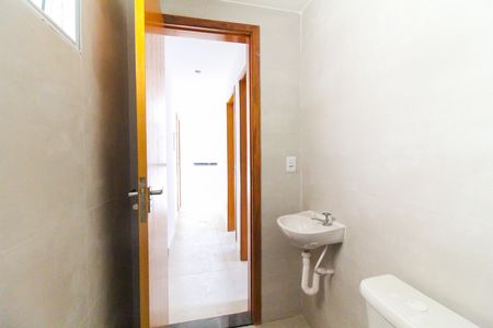 Apartamento à venda com 45m², 2 quartos e 1 vaga Apartamento à venda com 45m², 2 quartos e 1 vagaBanheiro