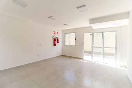 Apartamento à venda com 45m², 2 quartos e 1 vaga Apartamento à venda com 45m², 2 quartos e 1 vagaÁrea comum - Salão de festas