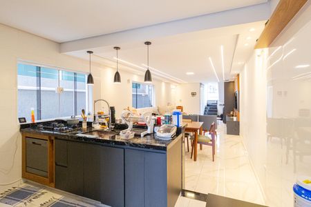 Casa à venda com 180m², 3 quartos e 6 vagasCozinha