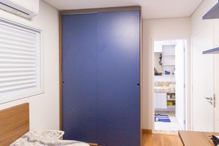 Casa à venda com 180m², 3 quartos e 6 vagasQuarto 2