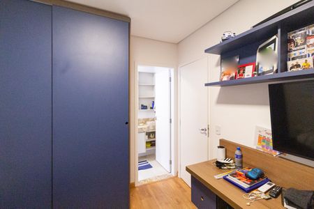 Casa à venda com 180m², 3 quartos e 6 vagasQuarto 2