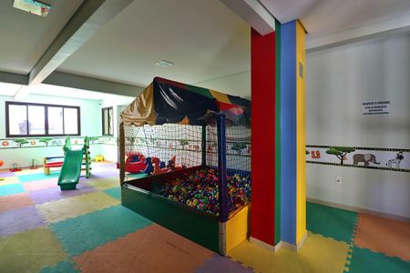 Apartamento à venda com 93m², 2 quartos e 2 vagasÁrea comum