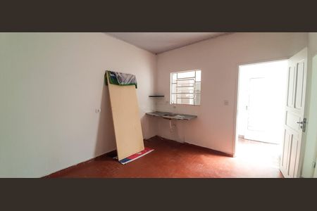 Casa para alugar com 161m², 4 quartos e 8 vagas Casa para alugar com 161m², 4 quartos e 8 vagasCozinha da Edícula