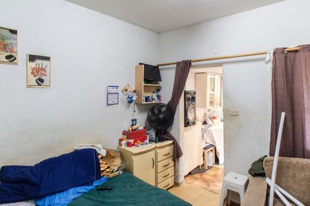 Casa à venda com 235m², 4 quartos e 2 vagas Casa à venda com 235m², 4 quartos e 2 vagasCasa 3 - Quarto