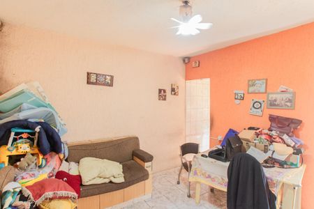 Casa à venda com 235m², 4 quartos e 2 vagas Casa à venda com 235m², 4 quartos e 2 vagasCasa 2 - Sala