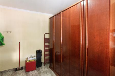 Casa à venda com 235m², 4 quartos e 2 vagas Casa à venda com 235m², 4 quartos e 2 vagasQuarto 2