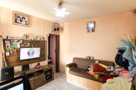 Casa à venda com 235m², 4 quartos e 2 vagas Casa à venda com 235m², 4 quartos e 2 vagasCasa 2 - Sala