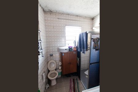 Casa à venda com 235m², 4 quartos e 2 vagas Casa à venda com 235m², 4 quartos e 2 vagasCasa 2 - Banheiro