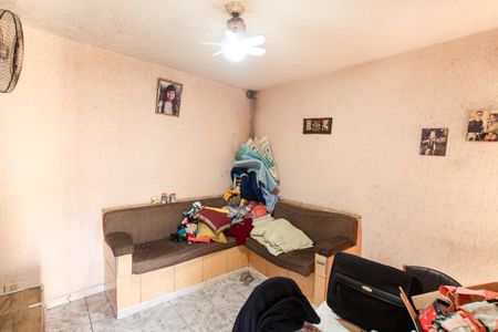 Casa à venda com 235m², 4 quartos e 2 vagas Casa à venda com 235m², 4 quartos e 2 vagasCasa 2 - Sala