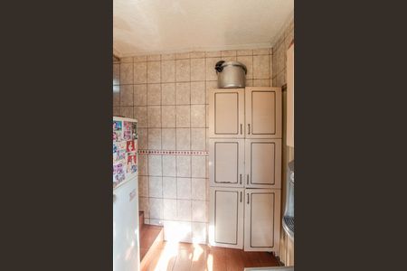 Casa à venda com 235m², 4 quartos e 2 vagas Casa à venda com 235m², 4 quartos e 2 vagasCasa 2 - Cozinha