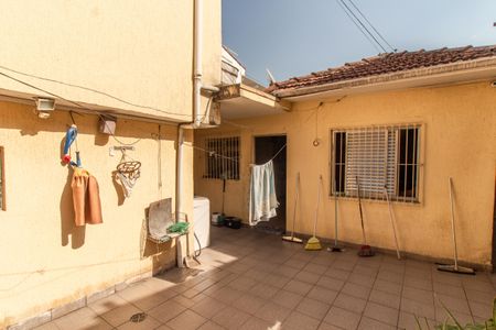 Casa à venda com 235m², 4 quartos e 2 vagas Casa à venda com 235m², 4 quartos e 2 vagasÁrea de Serviço