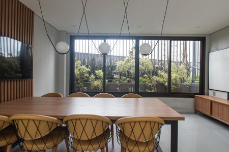 Apartamento à venda com 40m², 2 quartos e sem vagaÁrea comum