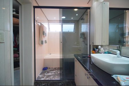 Apartamento à venda com 280m², 3 quartos e 2 vagasBanheiro da Suíte