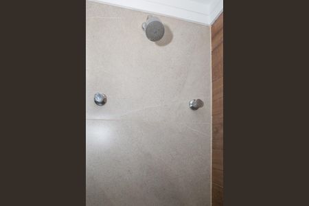 Apartamento para alugar com 126m², 3 quartos e 3 vagas Apartamento para alugar com 126m², 3 quartos e 3 vagasBanheiro da Suíte 1
