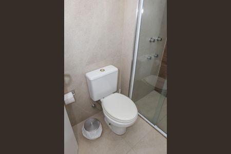 Apartamento para alugar com 126m², 3 quartos e 3 vagas Apartamento para alugar com 126m², 3 quartos e 3 vagasBanheiro da Suíte 1