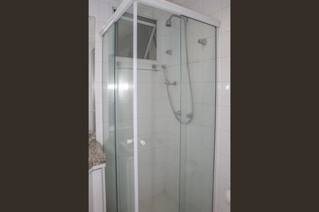 Apartamento para alugar com 126m², 3 quartos e 3 vagas Apartamento para alugar com 126m², 3 quartos e 3 vagasBanheiro da Suíte 2