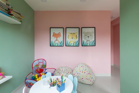 Apartamento para alugar com 42m², 2 quartos e sem vagaÁrea comum