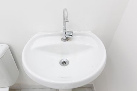 Apartamento para alugar com 42m², 2 quartos e sem vagaBanheiro