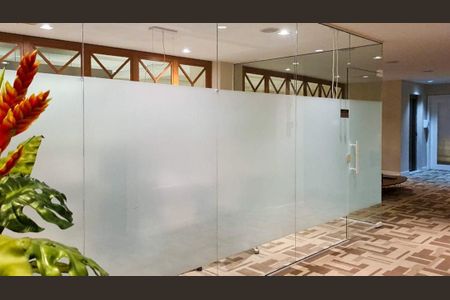 Studio à venda com 48m², 1 quarto e 1 vaga Studio à venda com 48m², 1 quarto e 1 vagaHall social