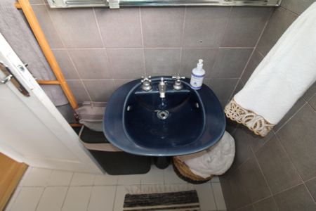 Casa à venda com 242m², 4 quartos e 2 vagasBanheiro da Suíte 2