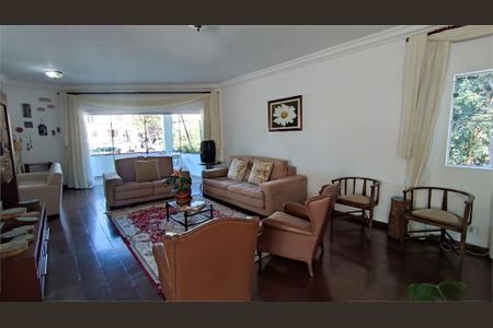Casa à venda com 500m², 4 quartos e 4 vagas