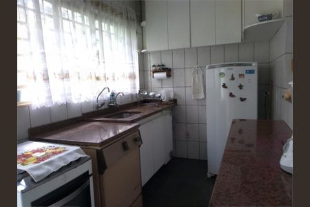 Casa à venda com 93m², 2 quartos e 1 vaga
