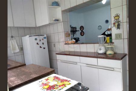 Casa à venda com 2 quartos, 93m² em Jardim Aeroporto, São Paulo
