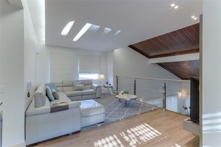 Casa à venda com 350m², 5 quartos e 3 vagas