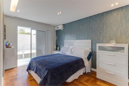 Casa à venda com 350m², 5 quartos e 3 vagas