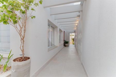 Casa à venda com 350m², 5 quartos e 3 vagas