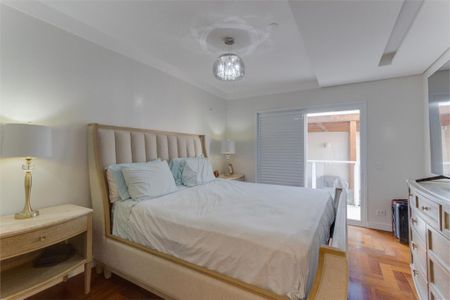 Casa à venda com 350m², 5 quartos e 3 vagas