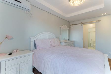 Casa à venda com 350m², 5 quartos e 3 vagas