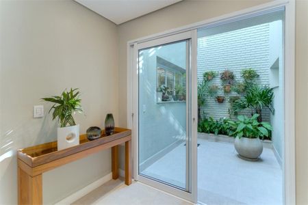Casa à venda com 350m², 5 quartos e 3 vagas