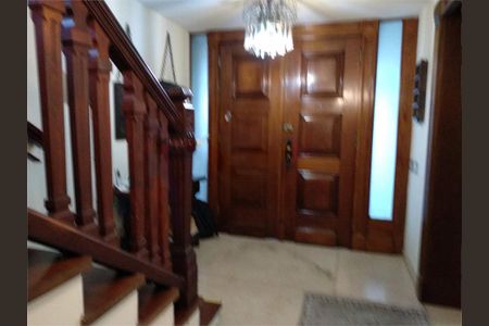 Casa à venda com 320m², 3 quartos e 3 vagas