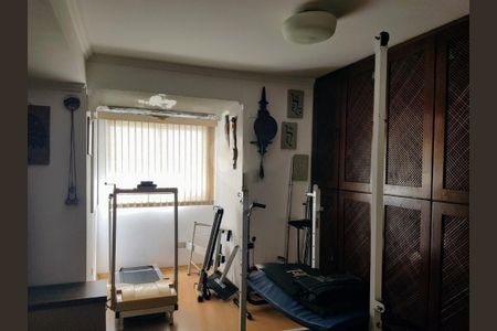 Casa à venda com 320m², 3 quartos e 3 vagas