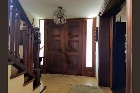 Casa à venda com 320m², 3 quartos e 3 vagas